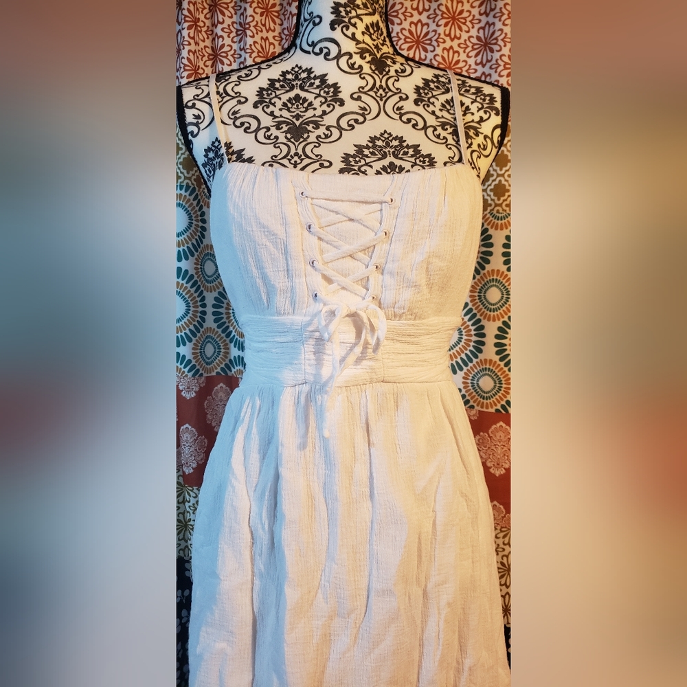 White sun dress (Size 13)